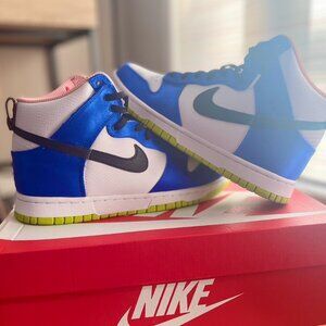Womens' Nike Dunk High White/Black/Racer Blue Velvet - Size 8.5 LIKE NEW